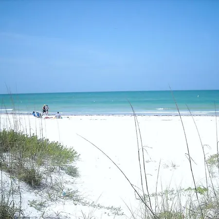 Mediterranean Three Story Beach Townhouse St. Pete Beach Exterior photo